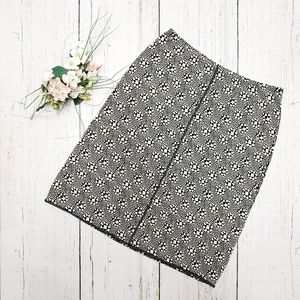 STUDIO M Geometric Print Stretch Skirt Size XS